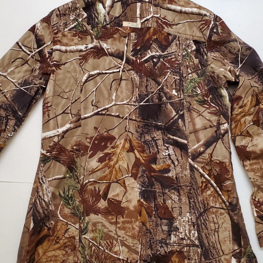 Gander Mountain  Realtree Womens Camo Burron Up Outdoor Hunting Jacket RN 85856
